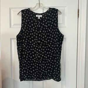 Christina Black and White Patterned Sleeveless Blouse